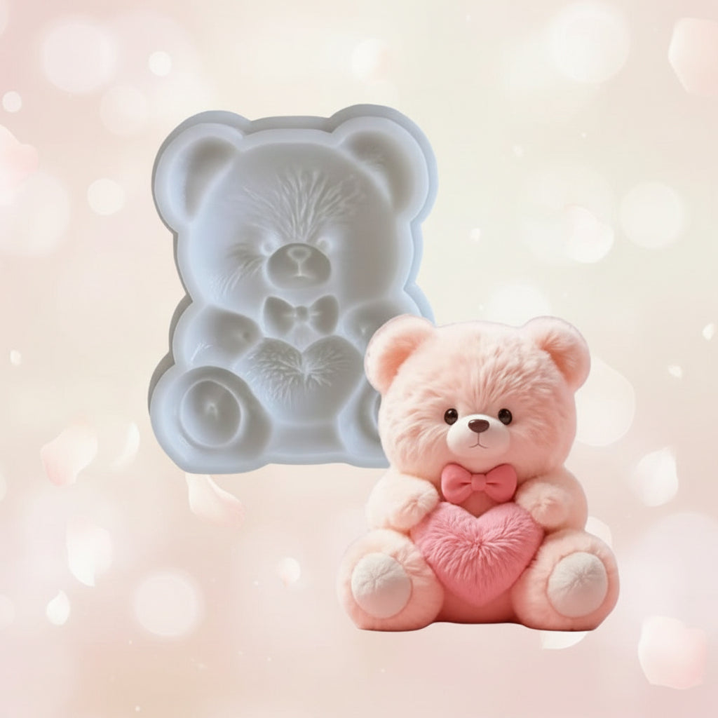 "Molde de silicona osito peluche 3D con corazón y corbatín - 7.5x6.9 cm - Vallia Repostería"
