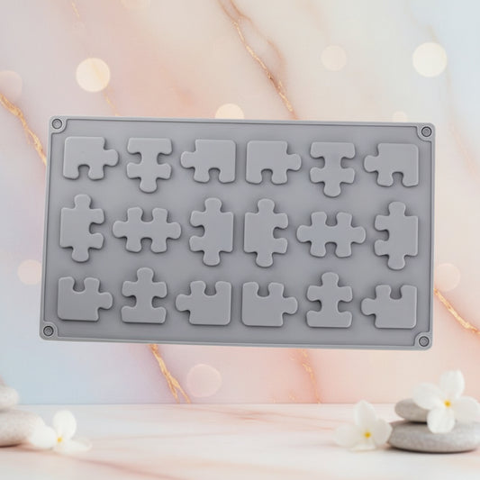 Molde de silicona rompecabezas 18 cavidades 30x17.5 cm libre de BPA para chocolate y fondant | Vallia Repostería