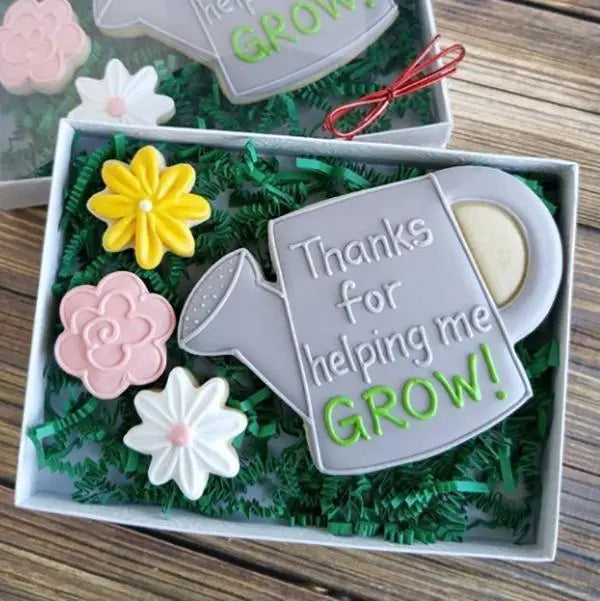 Cortador Set Regadera con Flores