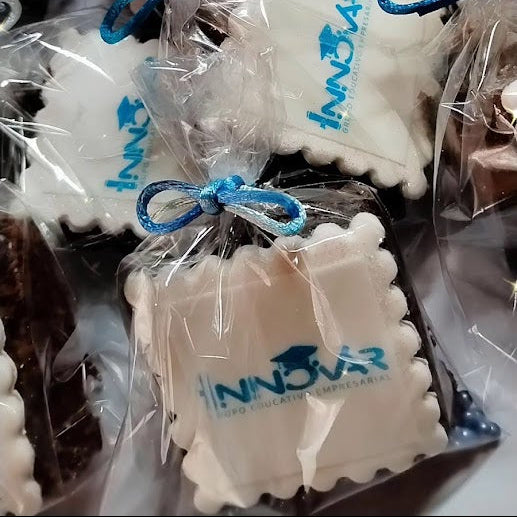 Brownies Personalizados para Eventos (Decorados por Encargo)