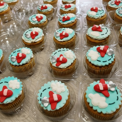 Cupcakes Personalizados para Eventos Especiales (Diseños a Pedido)