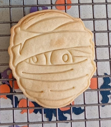 Cortador  y Sello Momia