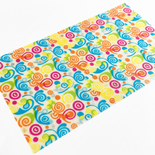 "Cupcakes decorados con toppers de papel de arroz comestible con diseños impresos"