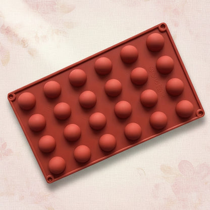 Molde de silicona semiesfera 24 cavidades tamaño mini para bombones y decoraciones | Vallia Repostería