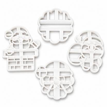 Set de 4 cortadores de galletas navideños de Vallia Repostería con formas de Santa Claus en plástico blanco