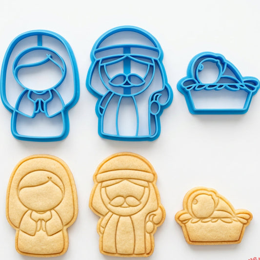 Set de tres cortadores con sello de galletas de Vallia Repostería con figuras de María, José y el Niño Jesús para Navidad.