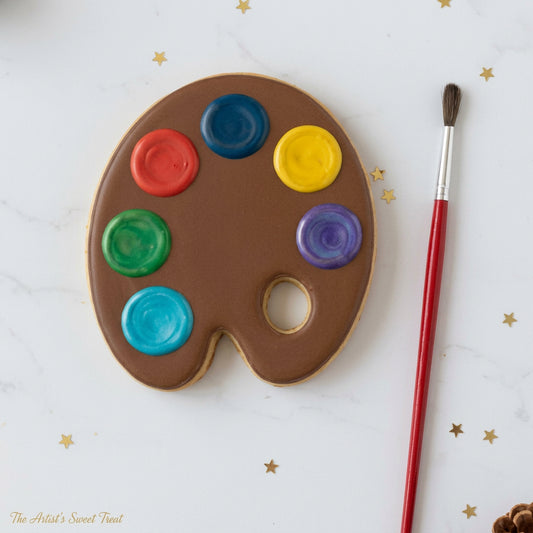Ejemplo de uso: galleta decorada en forma de paleta de pintor con círculos de colores y pincel. No incluidos.