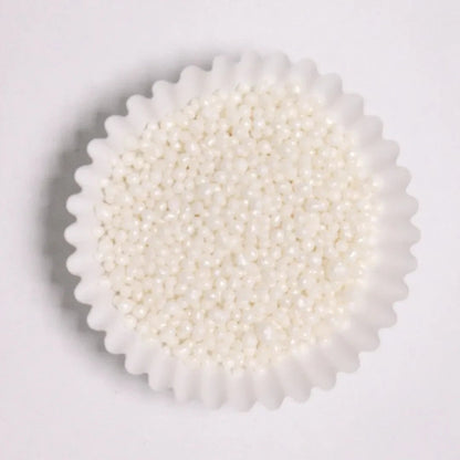 Grageas redondas mini blancas de Vallia Repostería para decoración de pasteles y postres en capacillo